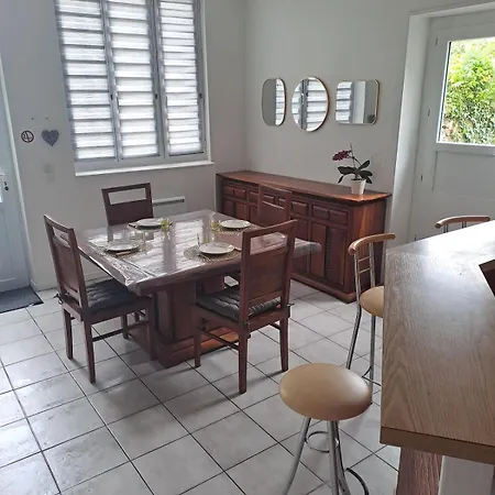 Holiday home Maison Au Calme En Normandie *